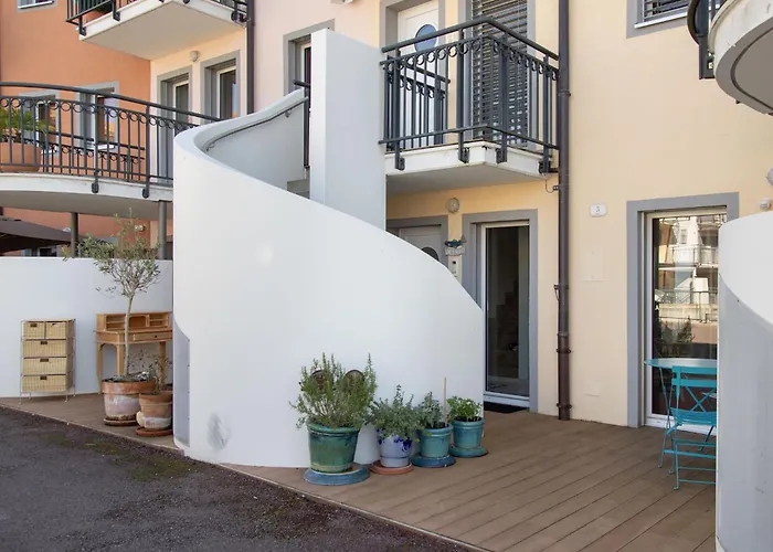 Bougainville C3-r By Interhome *